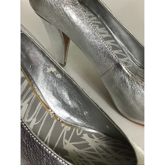 Dolce Vita Women Silver Pumps Sz.6 EUC Elegant Trendy Silver - Picture 10 of 10